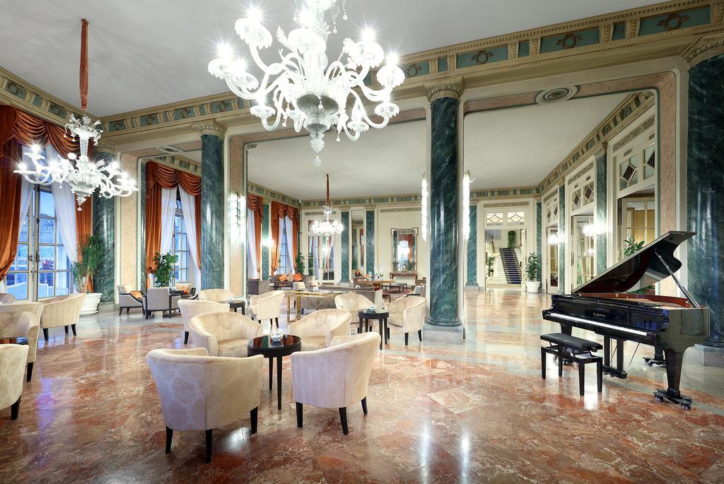 EUROSTARS HOTEL EXCELSIOR NAPLES